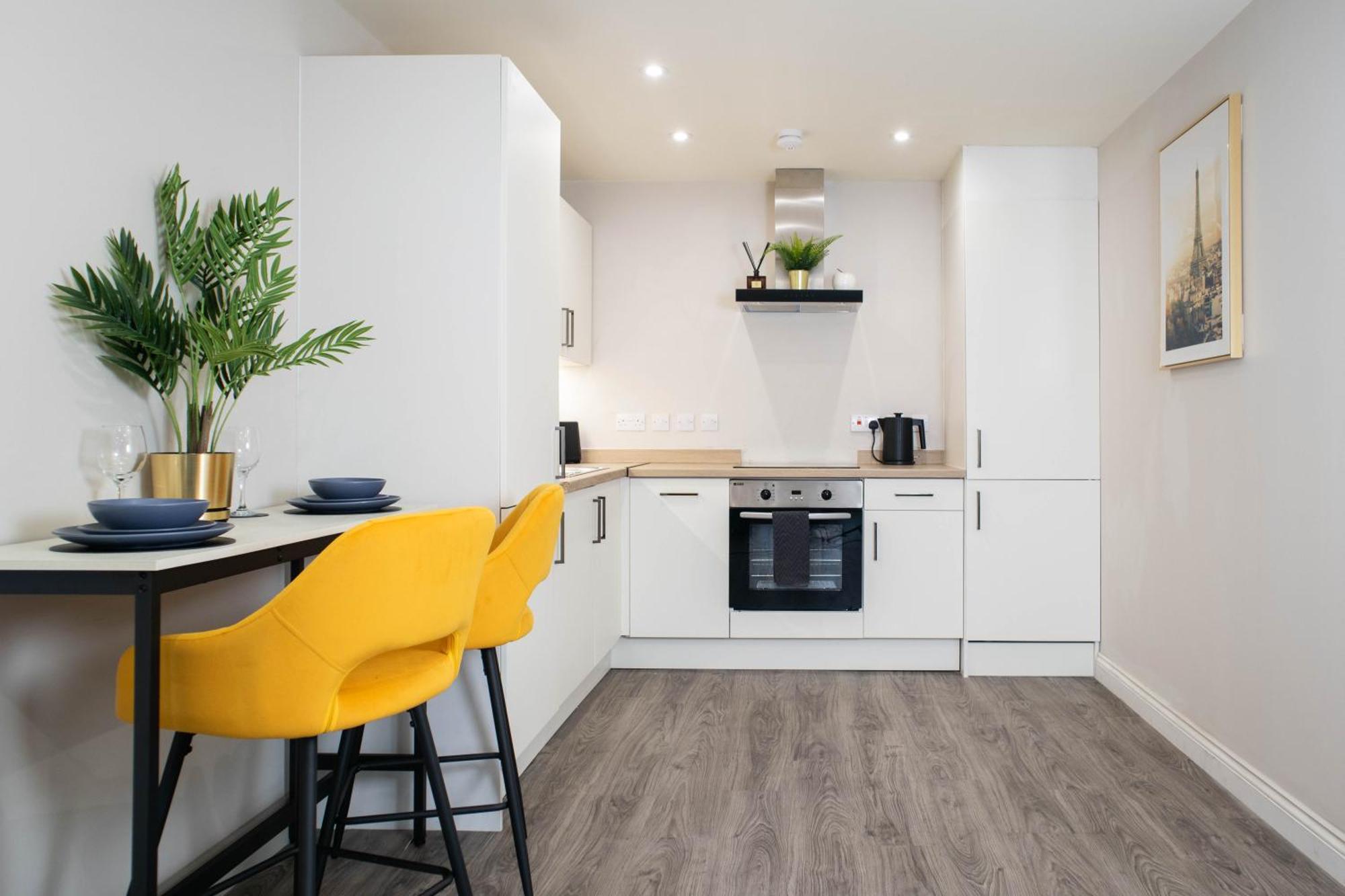 Central Royale - Rose Platinum Properties Leeds  Bagian luar foto