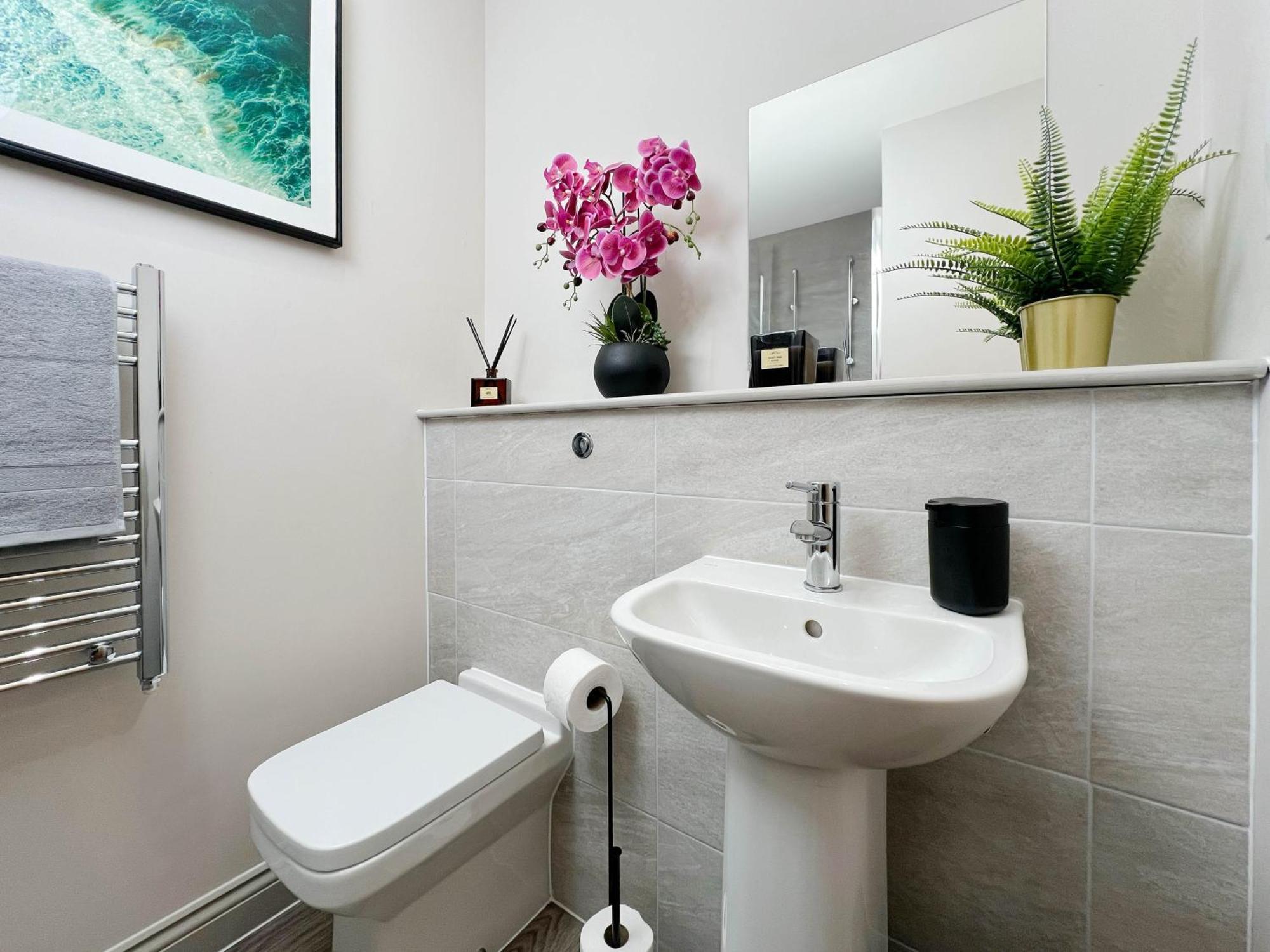 Central Royale - Rose Platinum Properties Leeds  Bagian luar foto